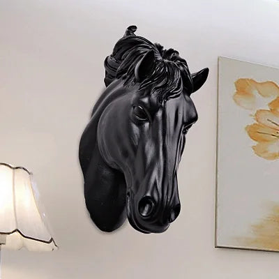 décoration murale tête cheval résine noire blanche moderne fixations murales abstraite jaunes orangées