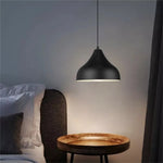 luminaire suspendu conique aluminium blanc noir moderne opaques salon chambre restaurant