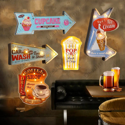 Enseigne lumineuse LED rétro américaine vintage allumée dans un café