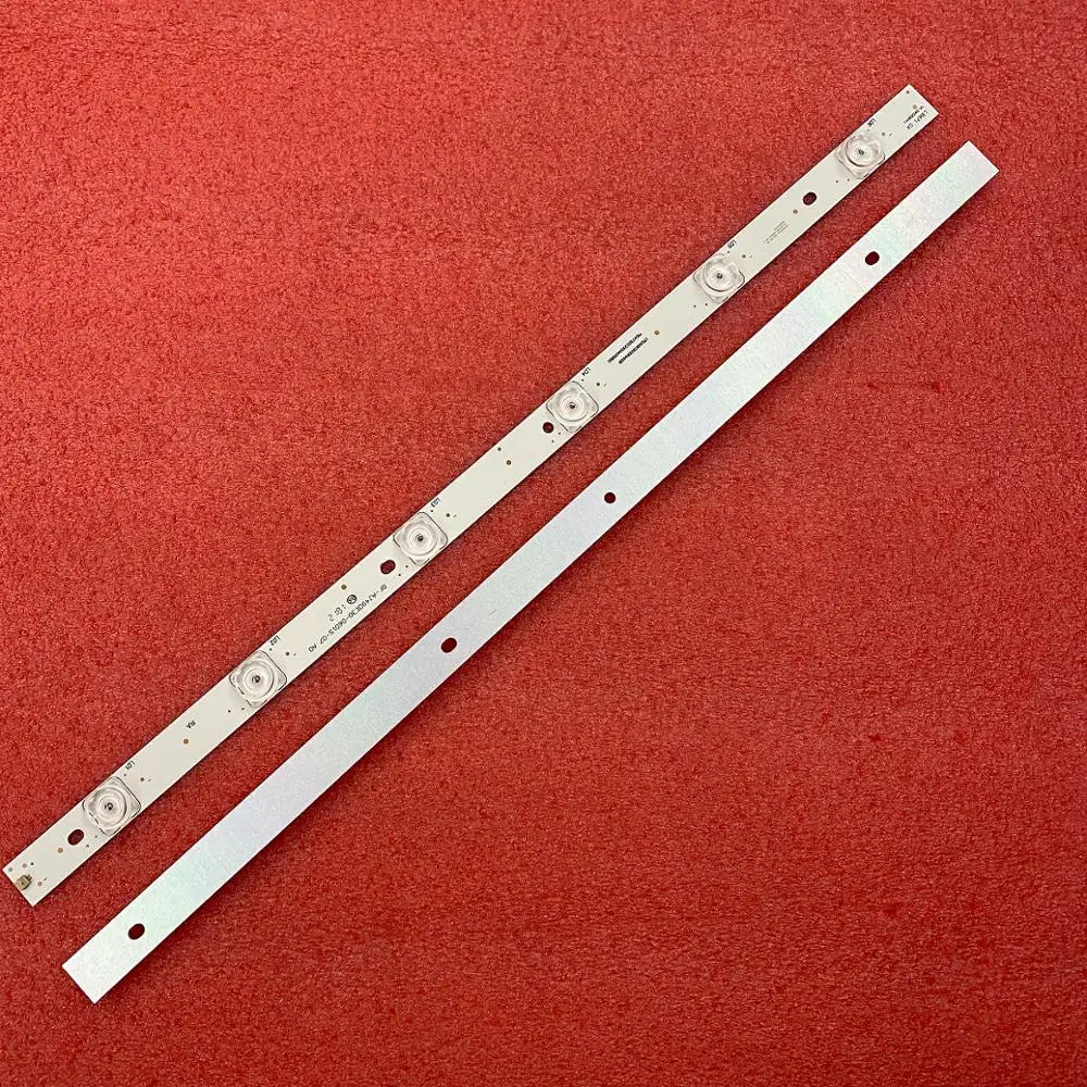 bandes led blanc modernes technologiques clips réutilisables connecteurs électriques opaques lisses aluminium