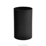 Porte-ustensiles cylindrique avec couverts rangés