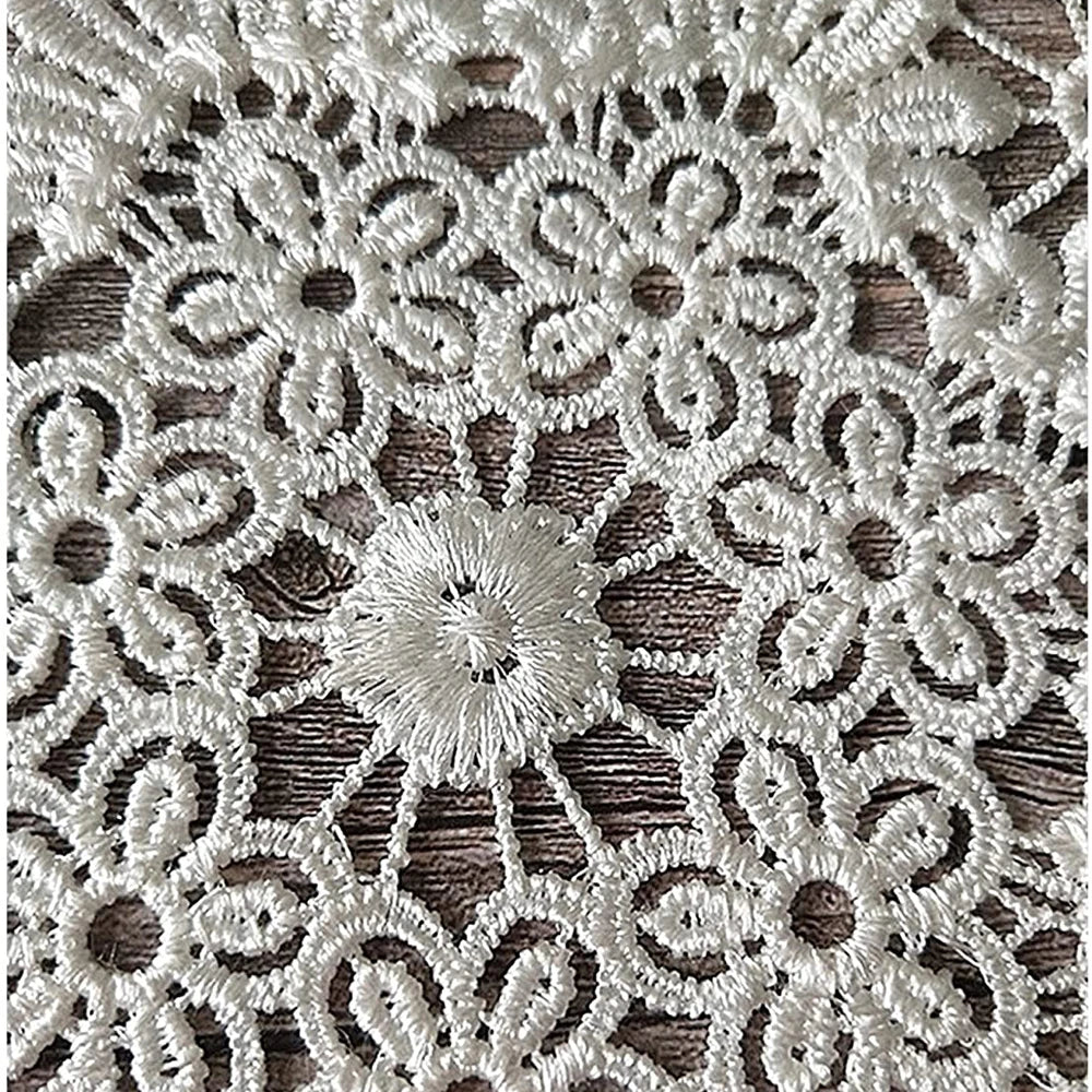tapis table dentelle blanche moderne motifs floraux transparent round vintage rustic champetre
