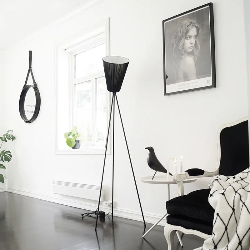lampe sol bois moderne noir conique mat haut bas toucher interrupteur led 165cm