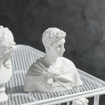 buste sculpté résine blanc détails granuleux classique réaliste décoration intérieureportrait miniature