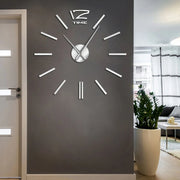 horloge murale 3d abstrait moderne argentée dorée noire minimaliste