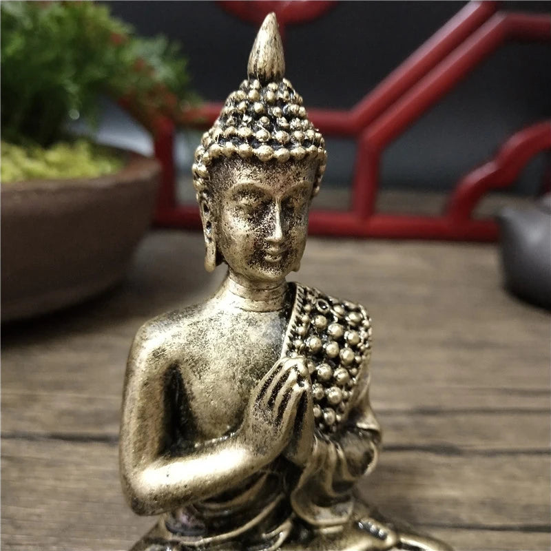 statue bouddha dorée détaillée classique traditionnel ornement feng shui maison artisanat résine