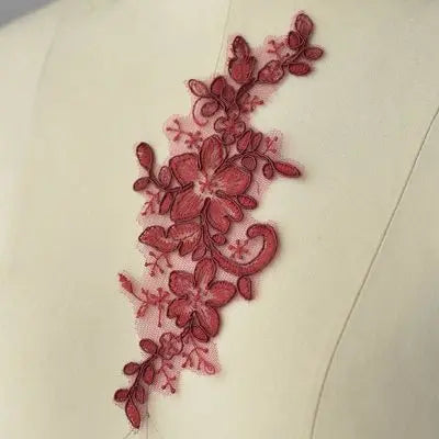 appliques textiles brodées floral polyester écologique soluble eau bleu rouge blanc noir