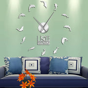 horloge murale dauphins argenté moderne chiffres brillants LOVE DOLPHINS chambre salon décomarine