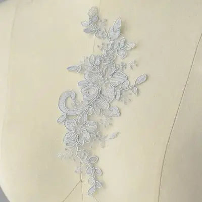 appliques textiles brodées floral polyester écologique soluble eau bleu rouge blanc noir