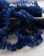 ruban plissé dentelle organza 4cm violet rose bleu rouge noir fuchsia décoratif écolo fournitures