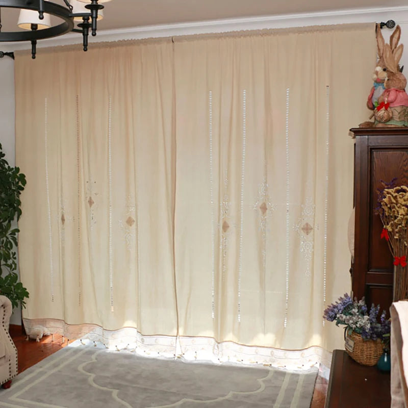 rideaux bohèmes broderies fleurs lin translucides salon boutique crème
