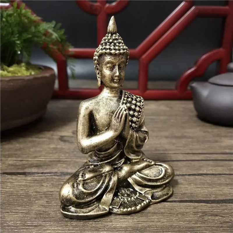 statue bouddha dorée détaillée classique traditionnel ornement feng shui maison artisanat résine