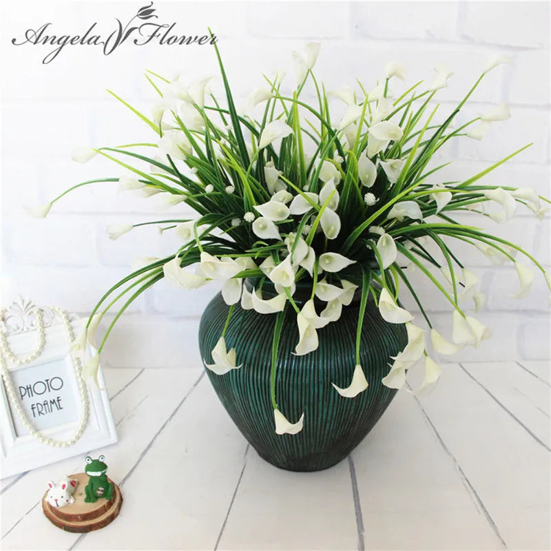 bouquet artificiel fleurs simples feuilles vertes blanc vert jaune violet rose intérieur décoration maison