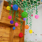Mobile en rotin coloré pour ambiance bohème
