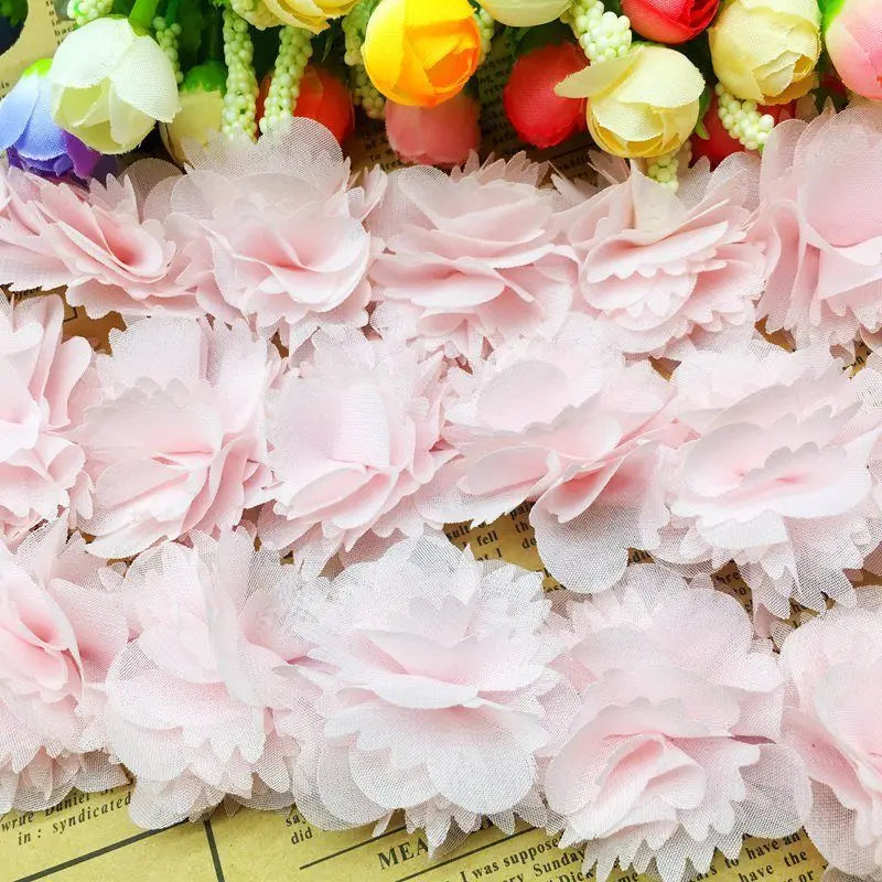 couronne fleurs artificielles motif floral rose clair noir blanc rouge violet mariage