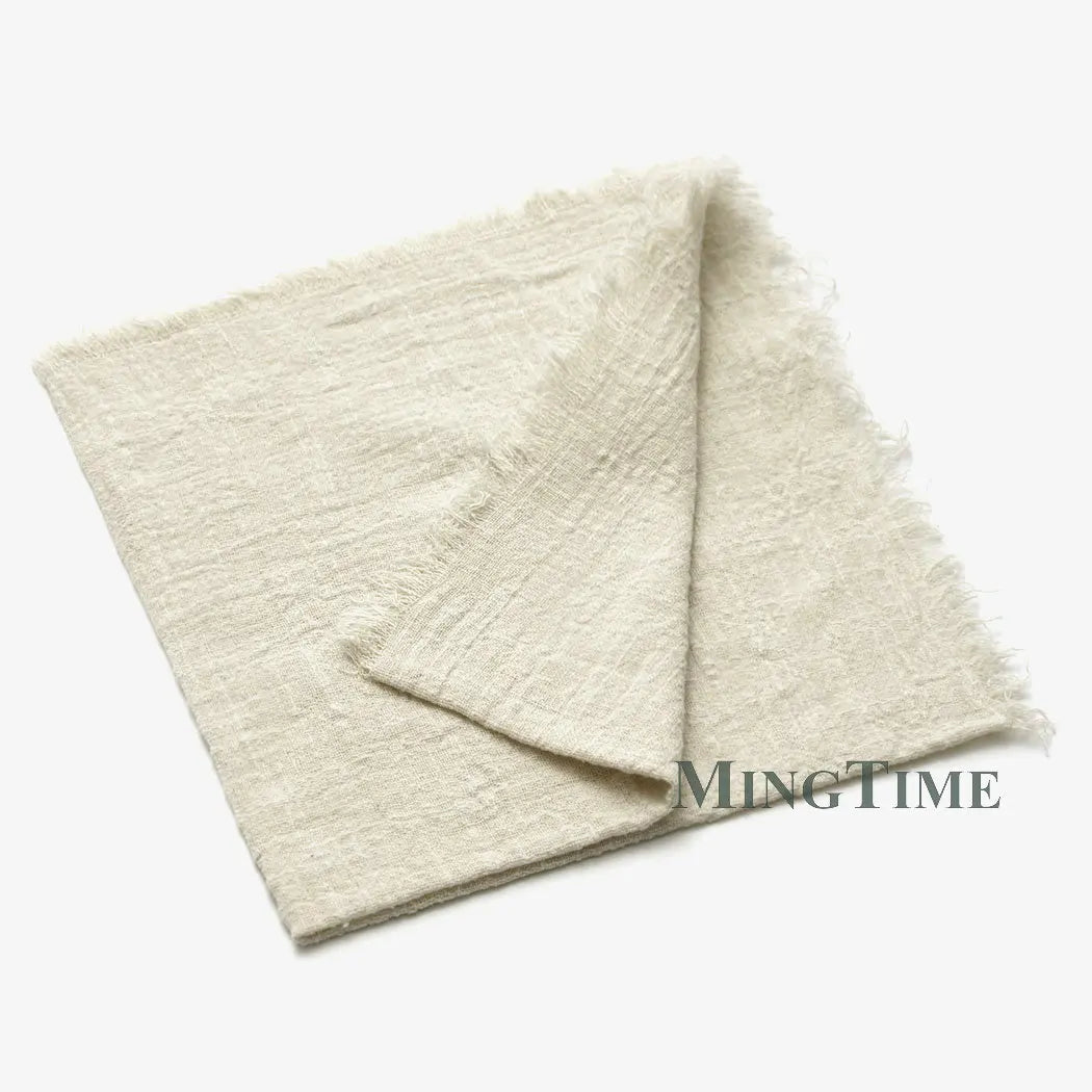 serviette table moderne gris rose pâle franges bord texture rugueuse opacité rustique