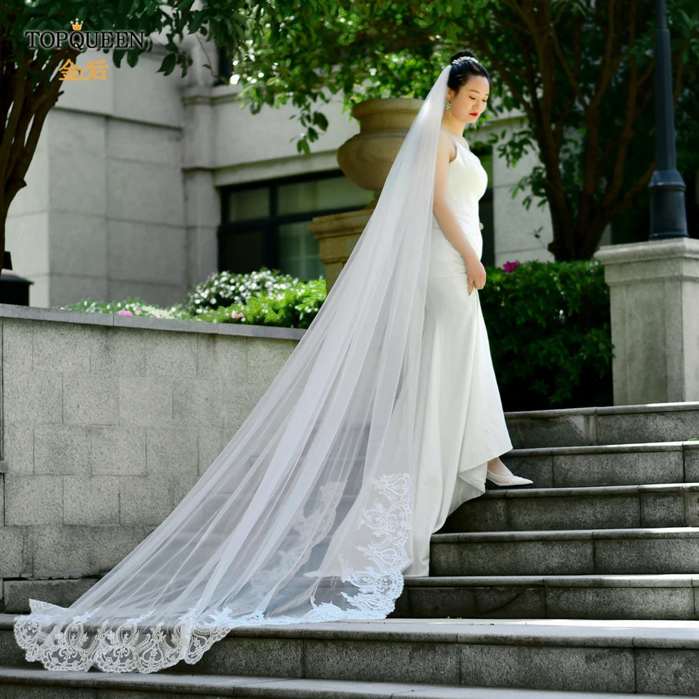 voile mariée blanc broderie florale dentelle cathédrale soirée classique