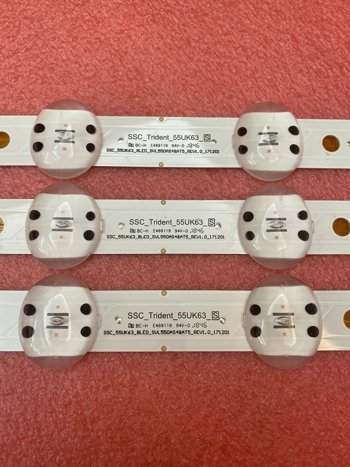 bande lumineuse led blanc moderne connecteurs salon éclairage continu fixations haute qualité