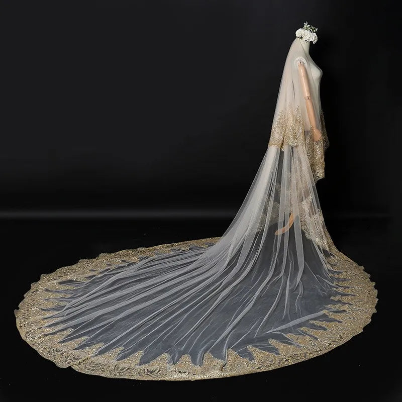 voile mariée blanc broderie fine classique bordure ornée élégant translucide