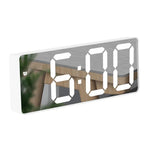 horloge numérique moderne rectangulaire noir blanc vert luminoise led snooze mode nuit