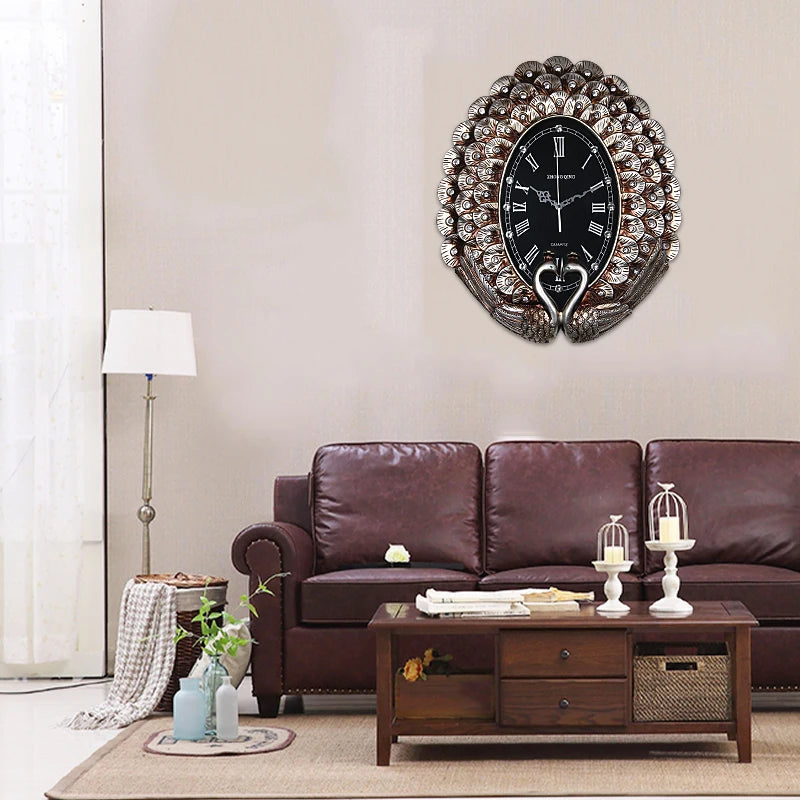 horloge murale art déco plumes paon strass solaire résine noir argenté unique