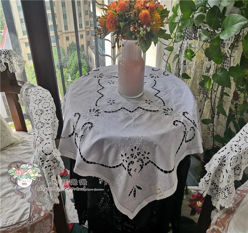 serviette table brodée florale blanc classique réutilisable maison fêtes noces