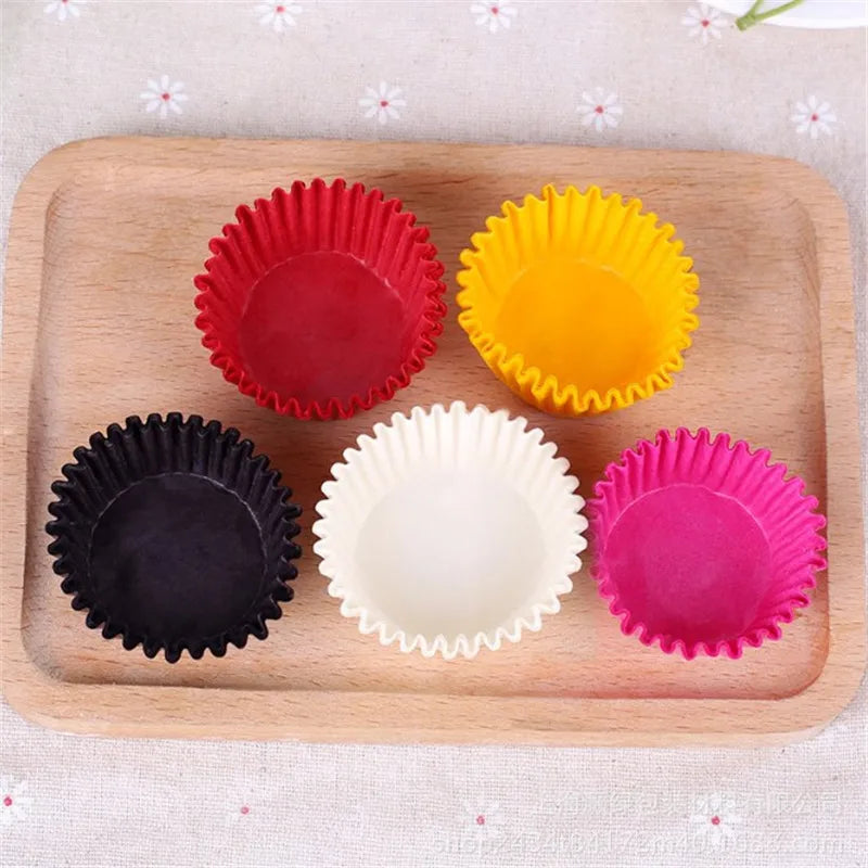 moules cupcakes papier orange rose blanc noir respectueux environnement plateaux fêtes simples coniques