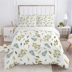 Close-up du motif feuille verte sur la housse de couette, couleurs vibrantes