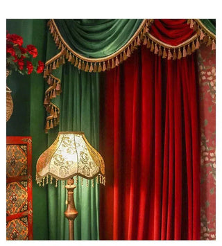 rideaux occultants velours verts rouges motifs floraux lambrequin doré vintage
