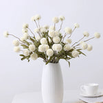 décoration intérieure moderne bouquet artificiel rose blanc violet boules fleurs feuilles vertes mariage anniversaire