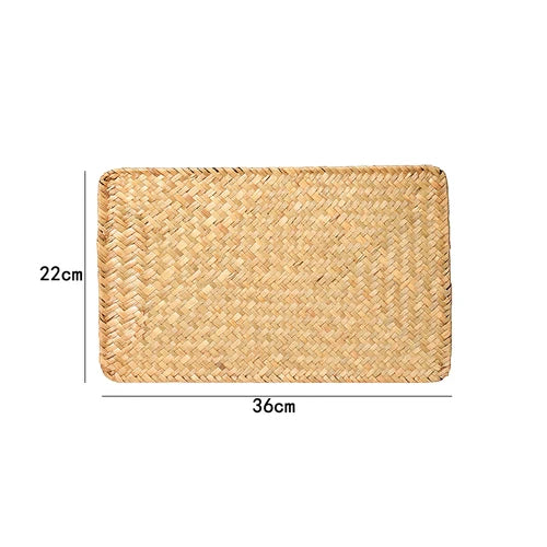 tapis table tissé motifs réguliers beige rustique naturel fourchette couteau assiette verre fruits plante