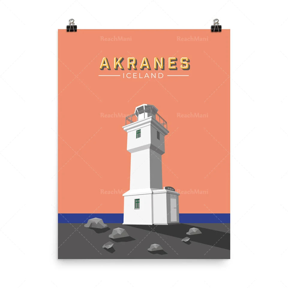Le phare emblématique d'Akranes, en Islande, s'élève majestueusement sur un paysage rocheux, offrant une image représentative de la beauté unique de cette destination.