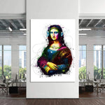 Une réinterprétation colorée et éclatante de la célèbre Joconde, une icône de l'art qui inspire la créativité dans cet espace de bureau moderne.