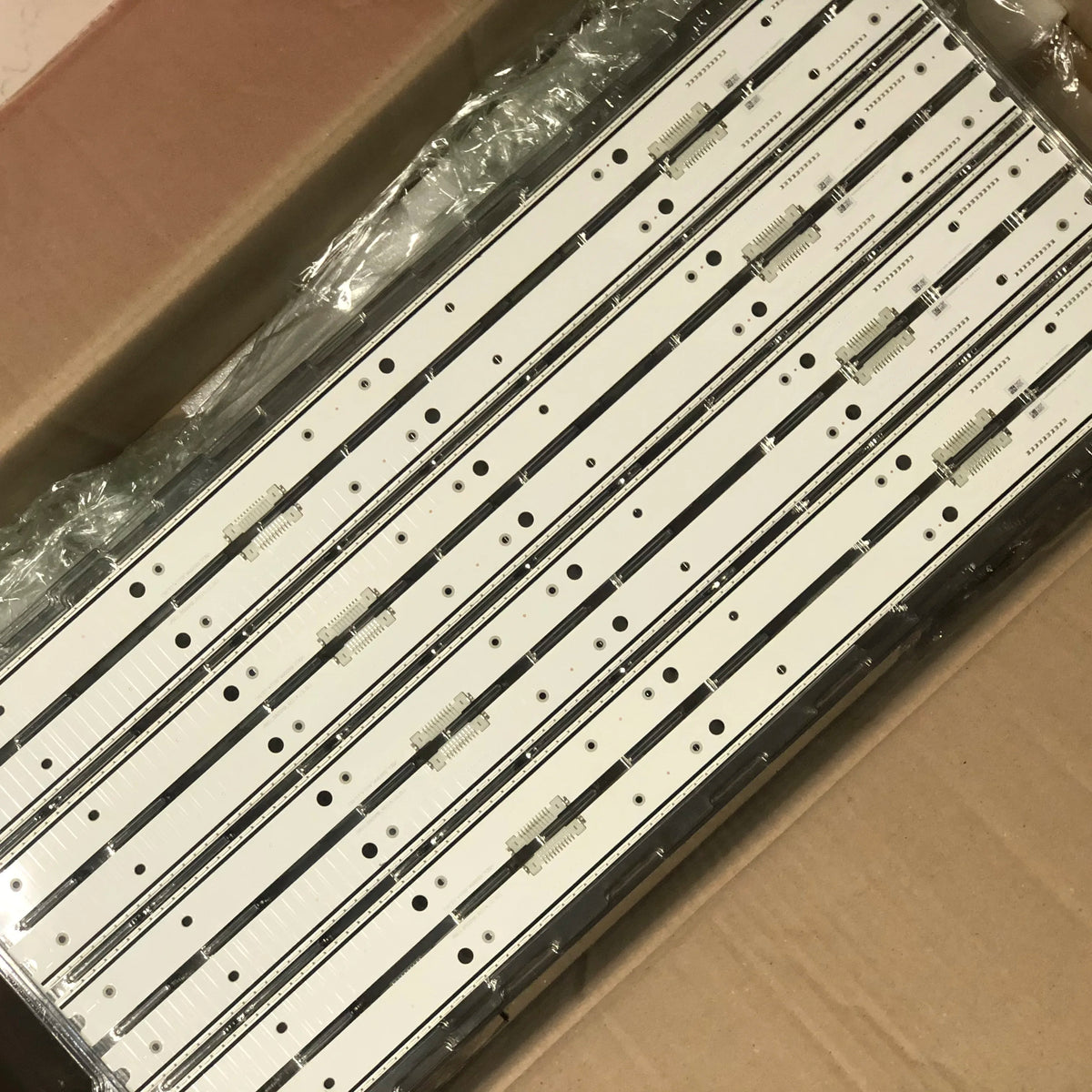 barres lumineuses led blanc modernes clips fixation flux lumineux haute qualité technologie professionnelle facile
