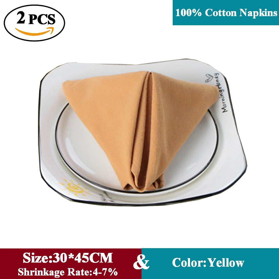 Serviettes de table carrées en coton 100% de couleur jaune, de dimensions 30 x 45 cm avec un taux de rétrécissement de 4 à 7%.