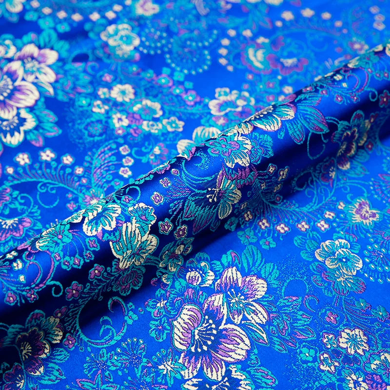 tissu brocart fleurs rouge rose jaune bleu polyester durable qualité jacquard teint decoration materiau