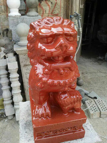 statues lions chinois or blanc crème sculptées détaillées traditionnel asiatique résistant extérieur