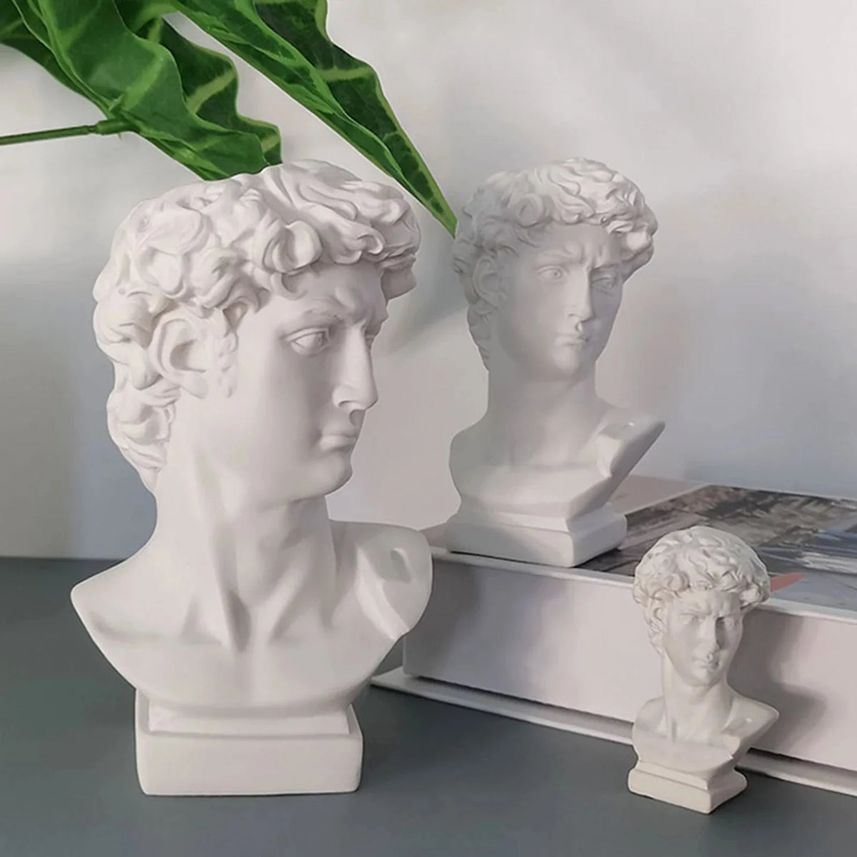 moule silicone sculpture buste humain classique détails fins pot fleur décoration maison blanc vert