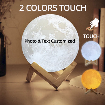 veilleuse lampe table lune personnalisée photo texte bois blanc cadeau anniversaire décoration moderne