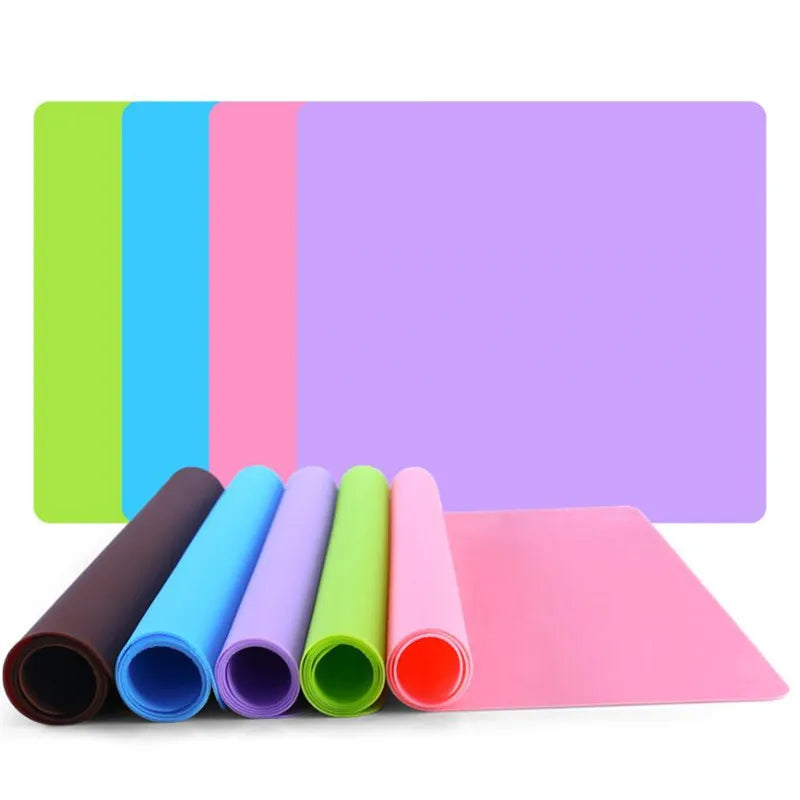 tapis cuisson silicone non stick antiadhésif baking mat uni moderne vert bleu rose violet