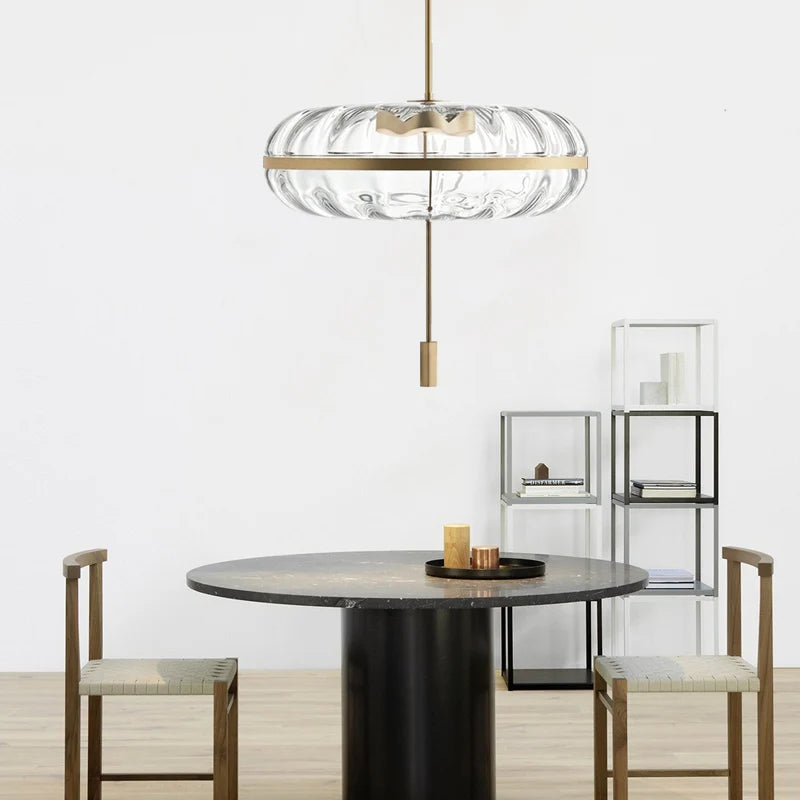 luminaire suspendu contemporain effet vague d'eau transparent motif fleurs verre opacité salon chambre