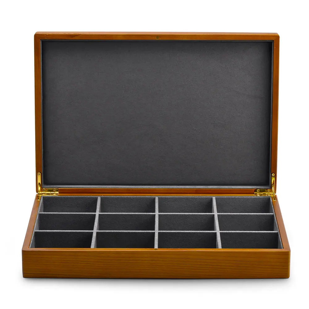 boîtes bijoux bois marron clair intérieur velours noir classique poignées dorées rangement colliers pendentifs