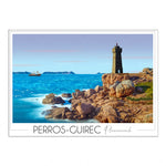 Cette image illustre le phare de Perros-Guirec sur la côte bretonne, avec une vue panoramique sur l'océan et les îles environnantes.