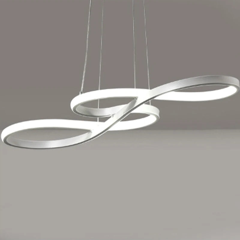 Suspension lumineuse moderne or blanc noir contemporain fixée chaînes