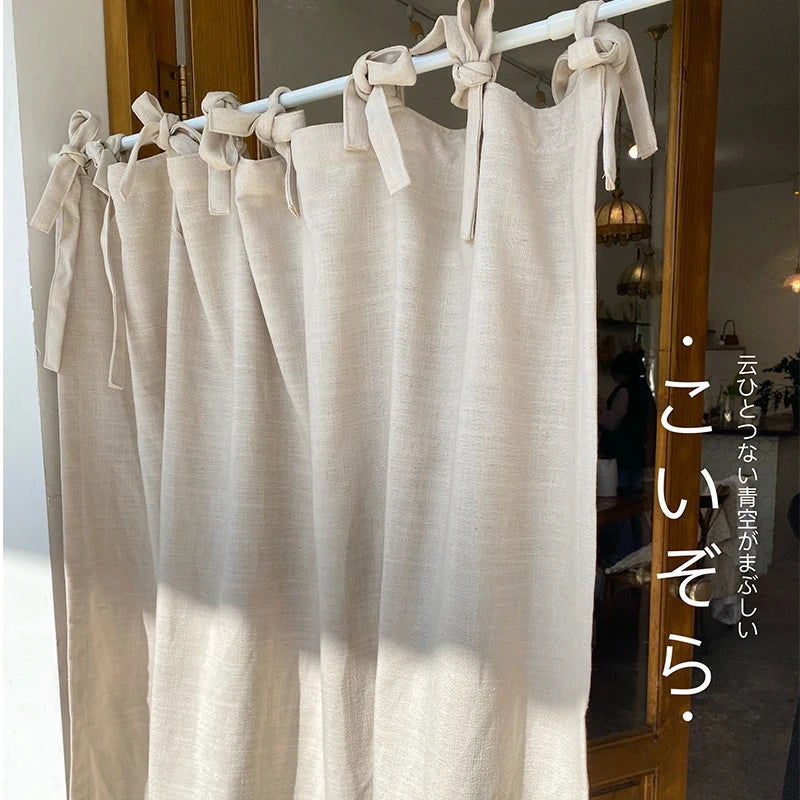 rideau moderne polyester coton beige clair texture légèrement rugueuse opacité fixations rubans minimaliste maison