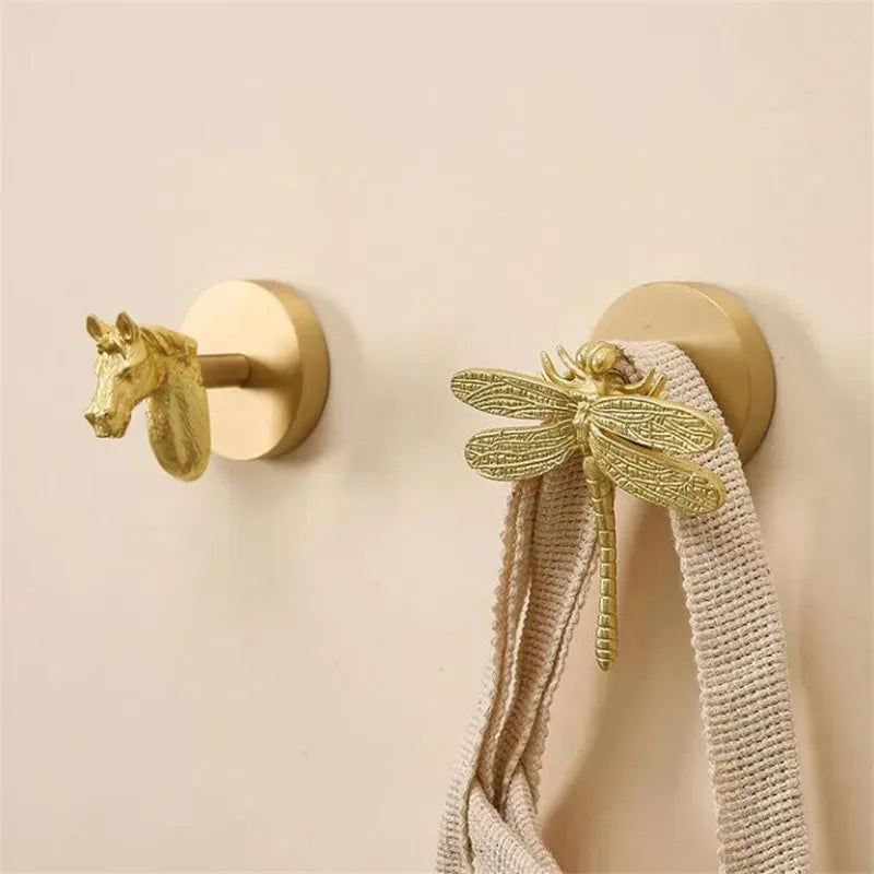 crochet mural porte serviette décoratif métal doré motif animal salle bain