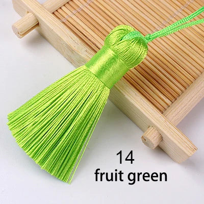 pompons soie polyester 5cm longueur 18cm corde noir rose rouge vert jaune bleu modernes
