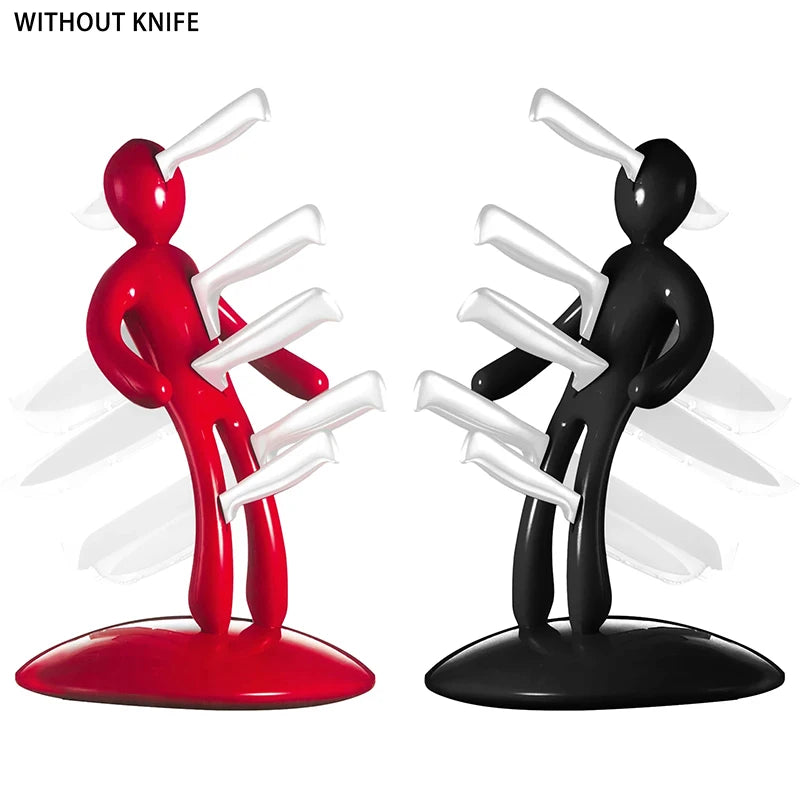 Porte-couteau humanoïde noir organisant des couteaux de cuisine