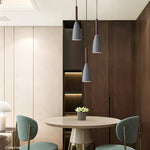 suspension lumineuse conique moderne gris blanc noir câble suspendu flux luminescent élevé minimaliste intérieur