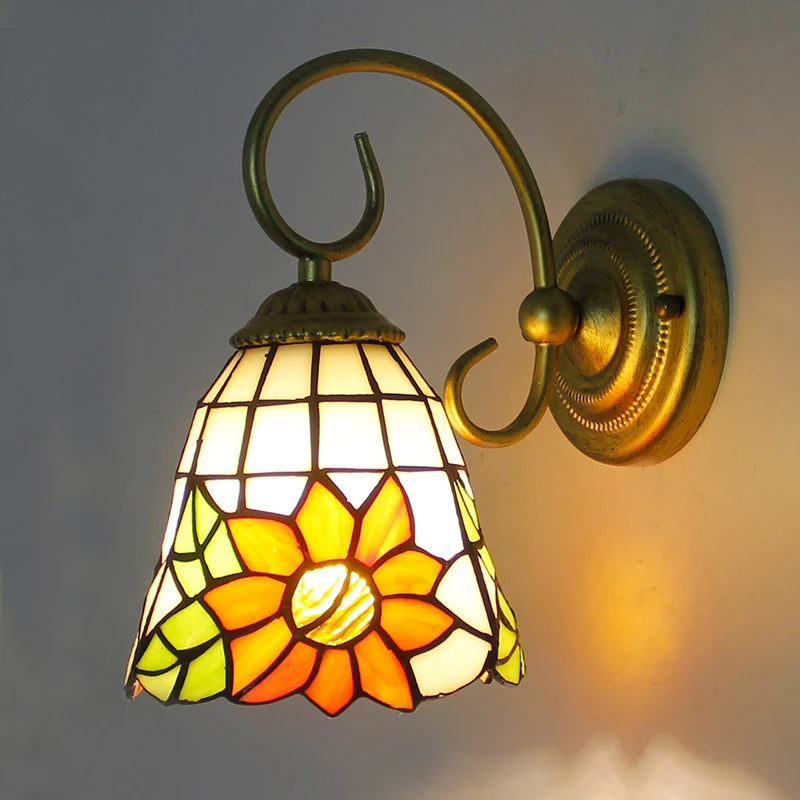 Applique murale Tiffany fleur stylisée or jaune vert blanc bleu chambre salle manger led